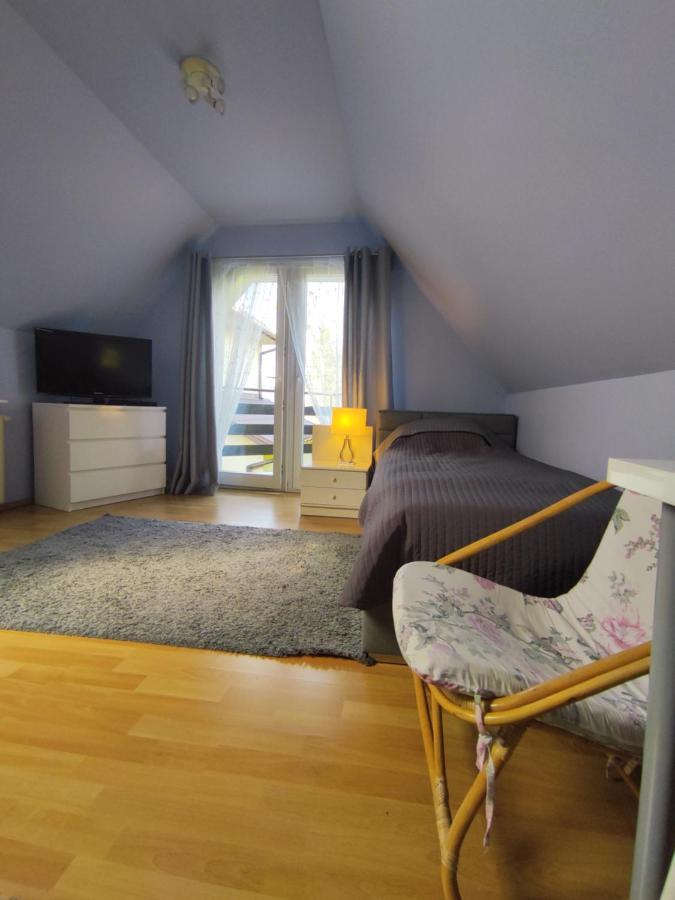 Appartamento Dom Na Zaciszu Varsavia Esterno foto